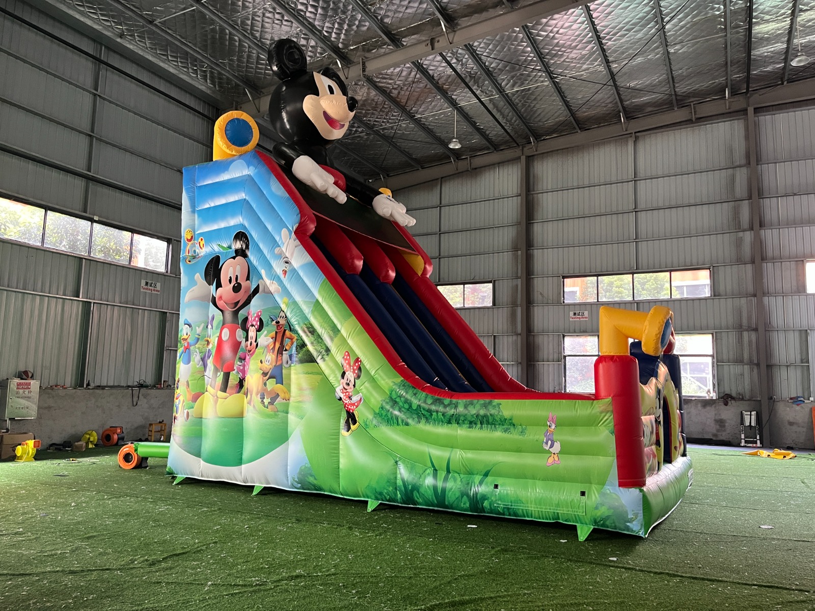 Tobogan gonflabil Mickey Park