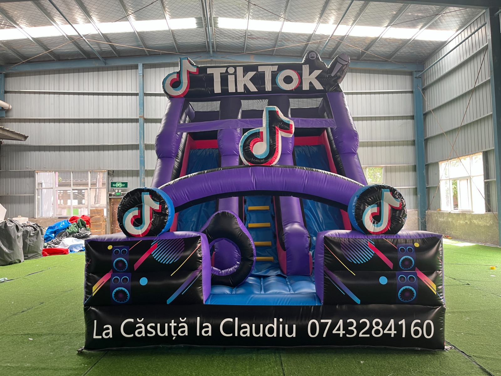 Tobogan gonflabil TikTok cu două benzi